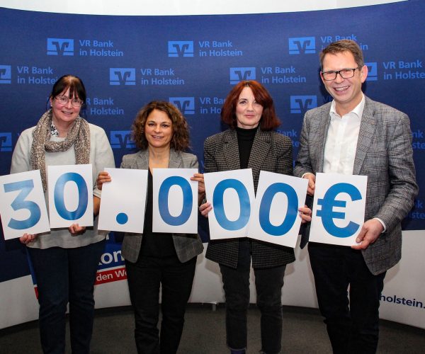 Die Frauenhäuser in Elmshorn, Pinneberg und Norderstedt bekamen jeweils 10.000 Euro zur Unterstützung.